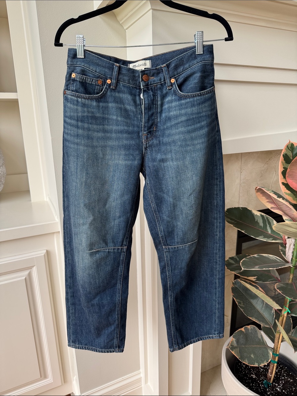 Madewell darted barrel leg jeans